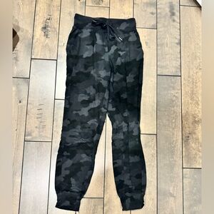 Lululemon Ready to Rulu Camo Align Joggers Size 2